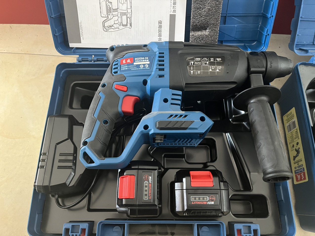 Máy khoan búa điện không chổi than sạc pin (20V) DONGCHENG DCZC04-24E