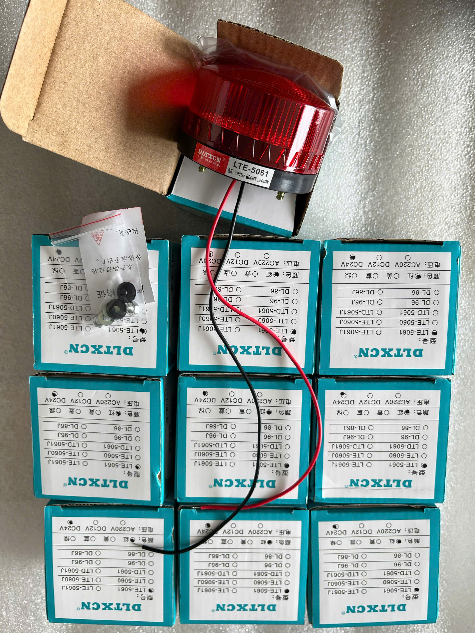 Den-bao-LTE-5061-Red-24V