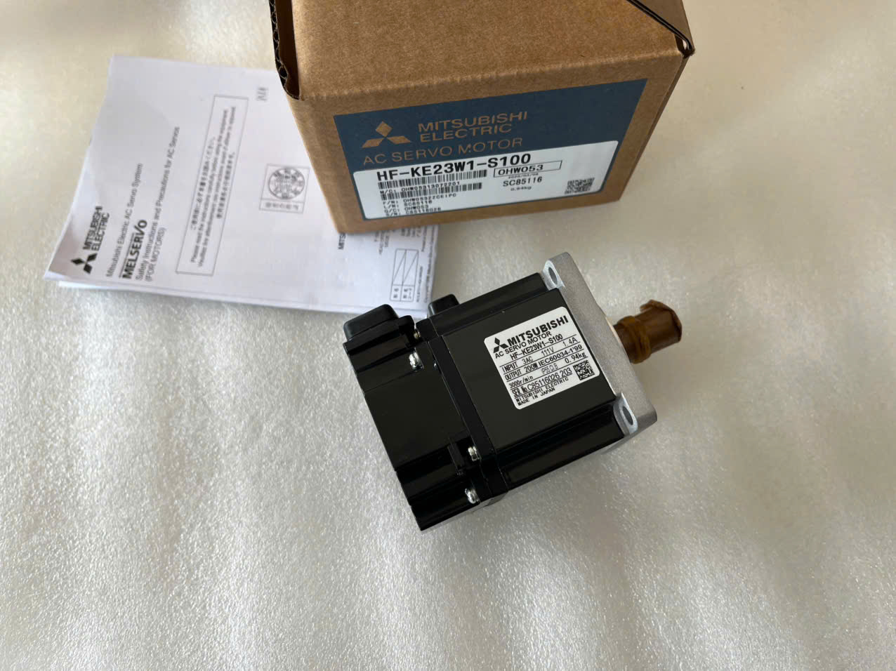 Động cơ servo HF-KE23W1-S100